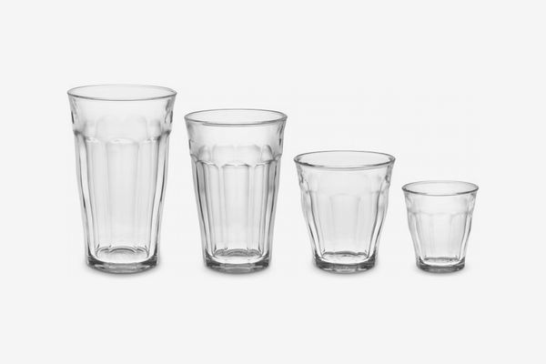 The Strategist ranks The Best Drinking Glasses, According to Restaurant and Interior Design Experts