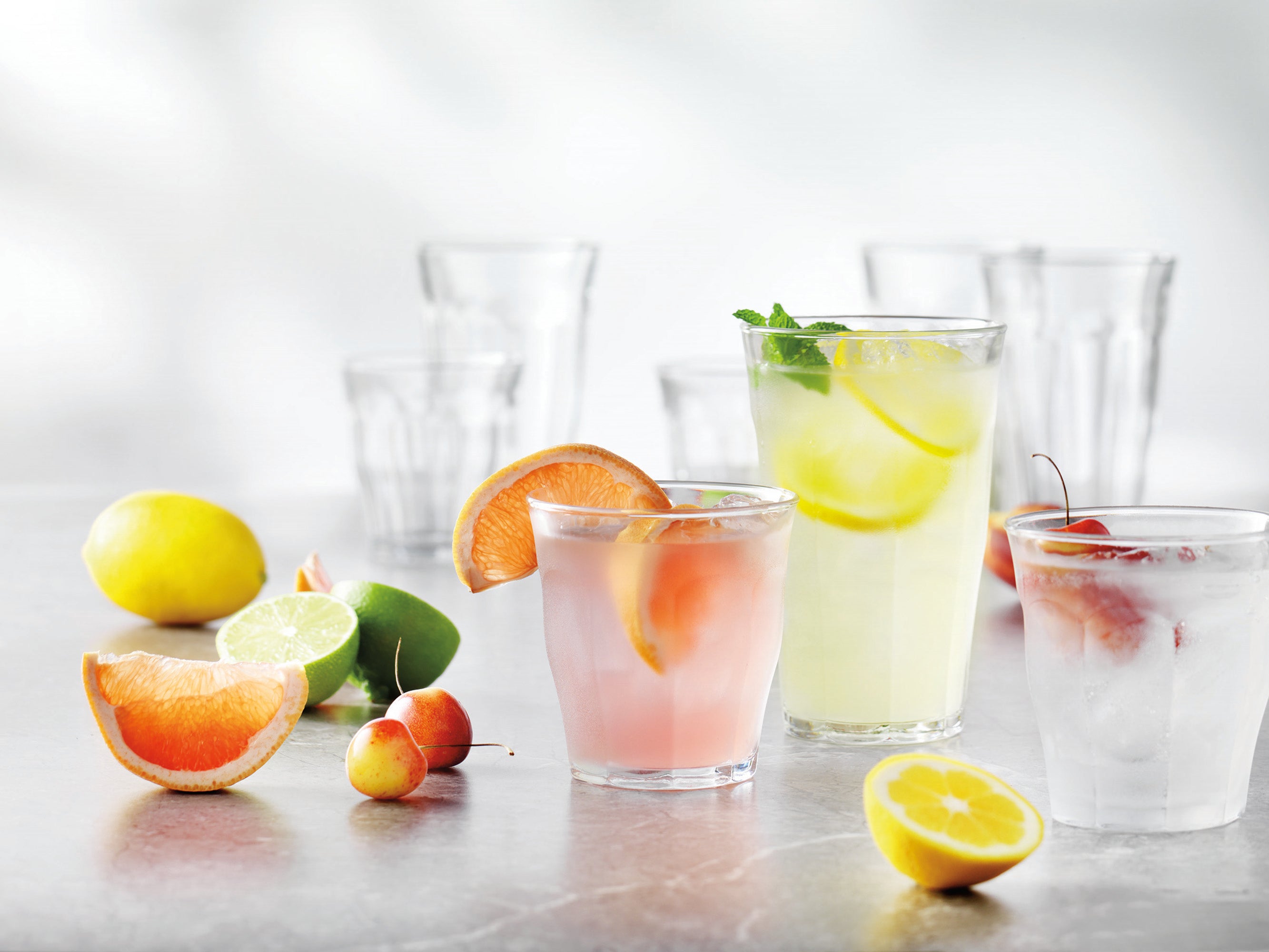 Le Picardie® 18 Piece Glass Drinkware Set